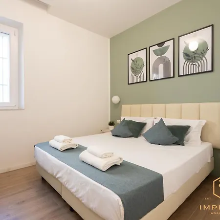 Imperium Luxury Suites - 100Mt To Metro A, 5 Min To Center, Pvt Bathroom, A-C