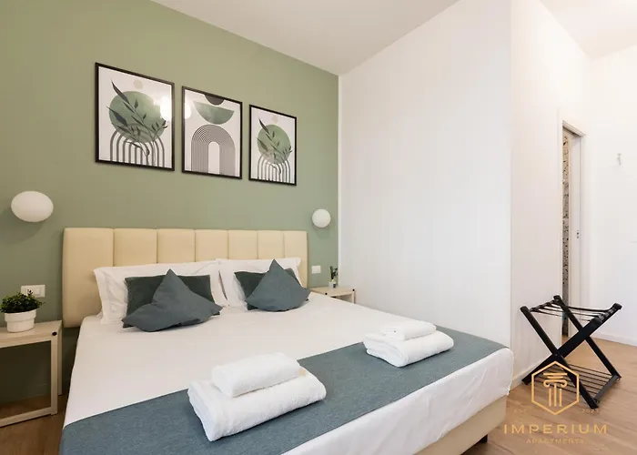 Imperium Luxury - 100mt To Metro A, 5 Min To Center, Pvt Bathroom, A-c Guest house 4*